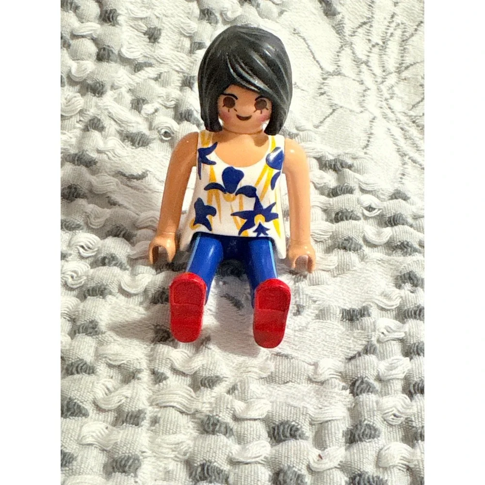 Playmobil female figure